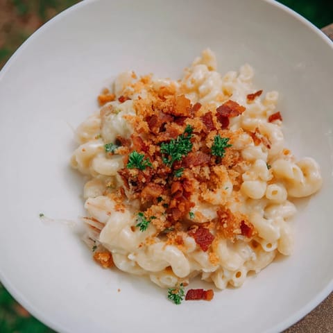 Sheet Pan Mac Cheese Bacon